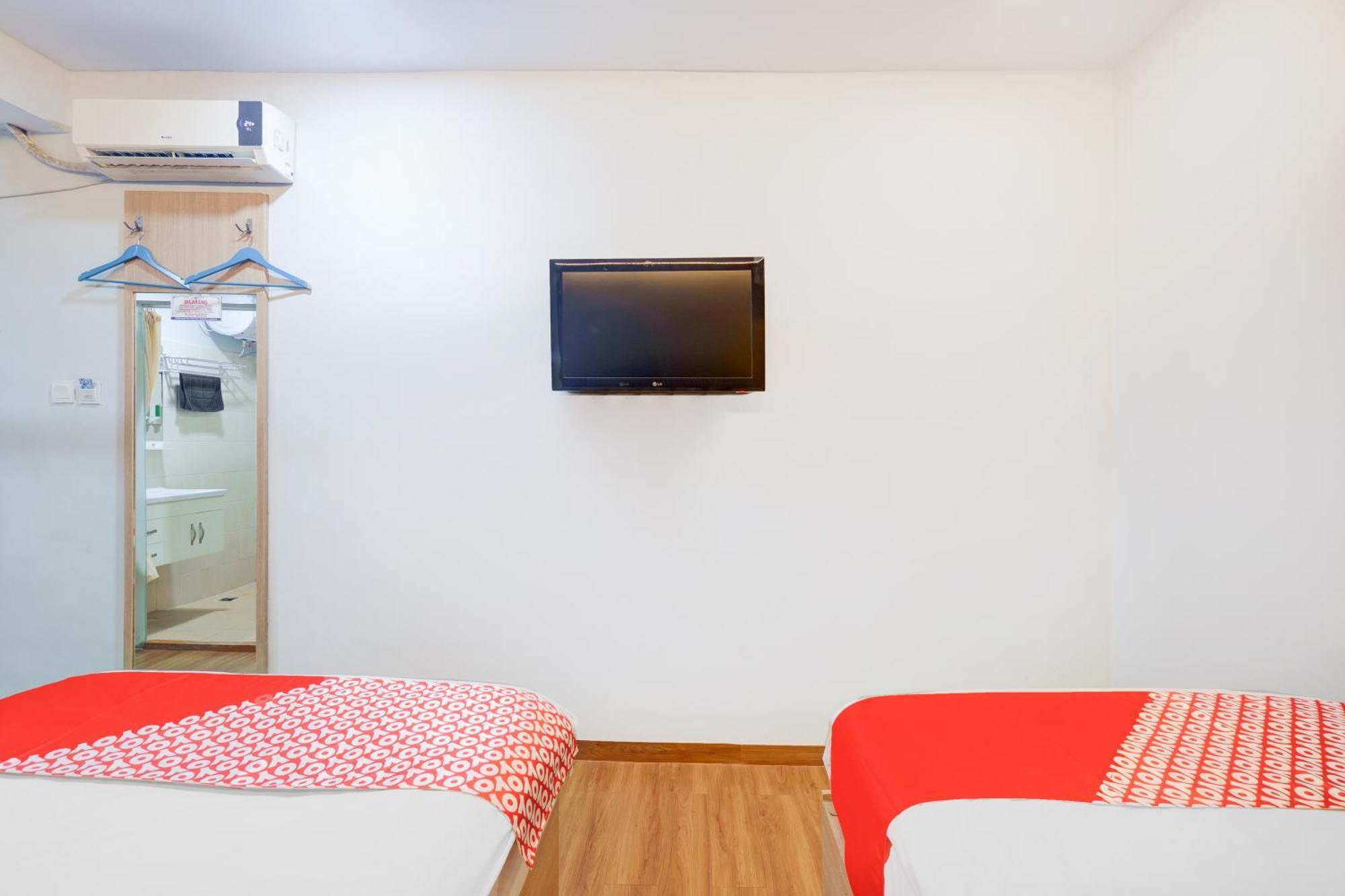 ג'קרטה Capital O 94542 Hotel Suba מראה חיצוני תמונה